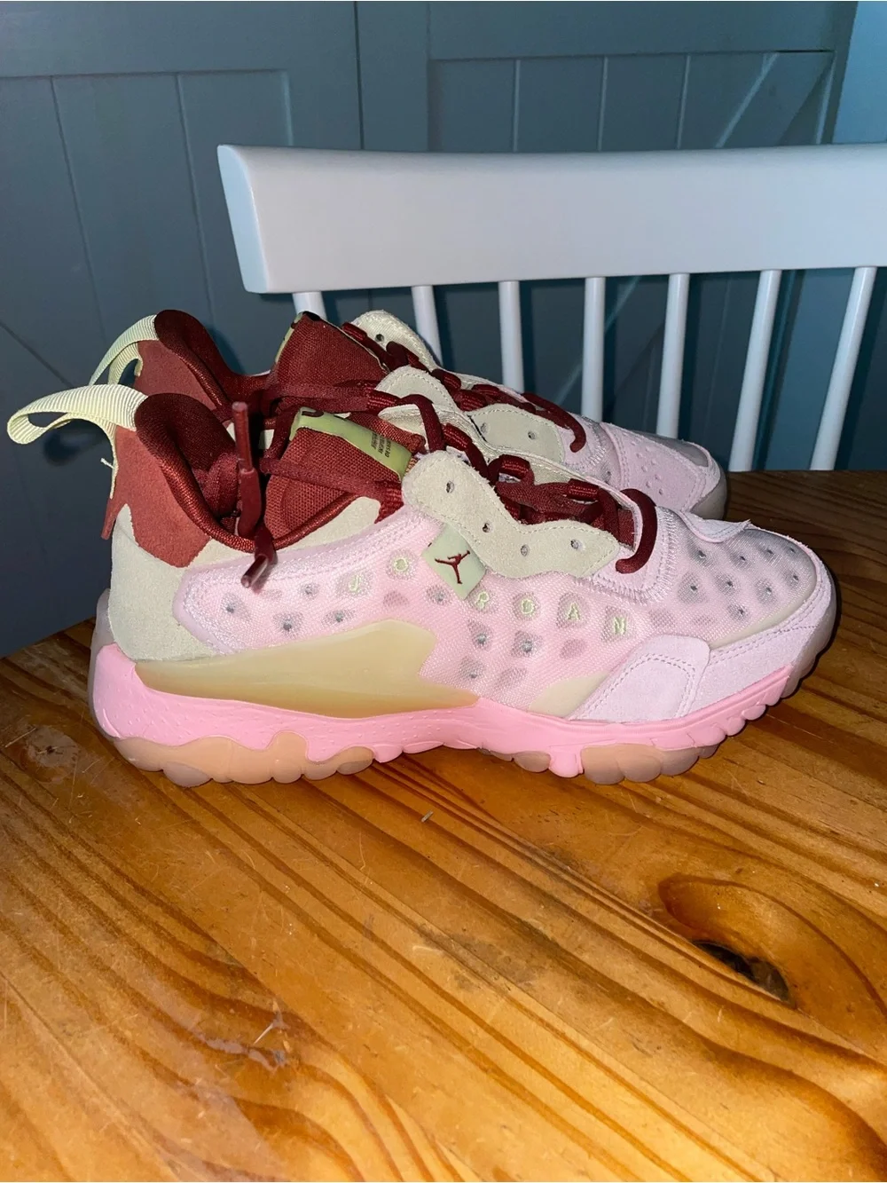 NIKE Jordan Delta 2 'Regal Pink' Womens Sneakers SZ US 8.5 CW0913-600